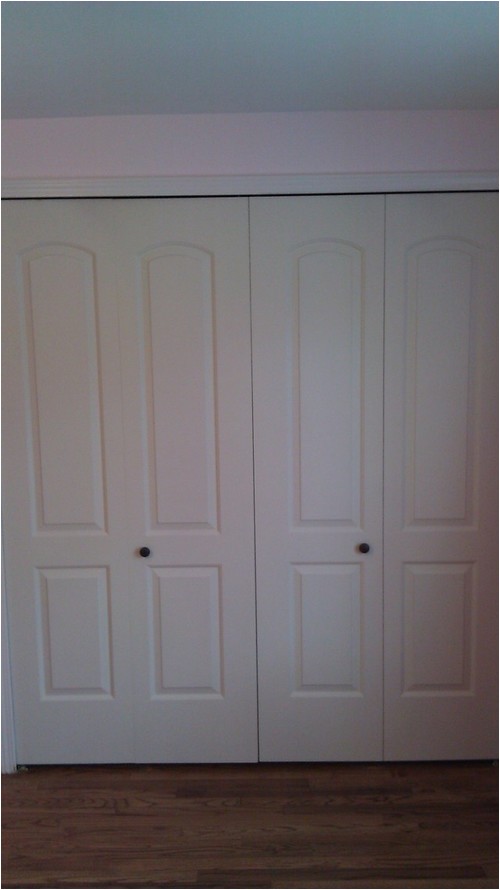 bifold door knob placement