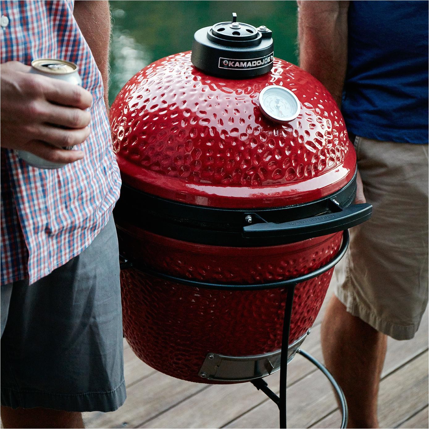 joe jr ceramic grill on stand