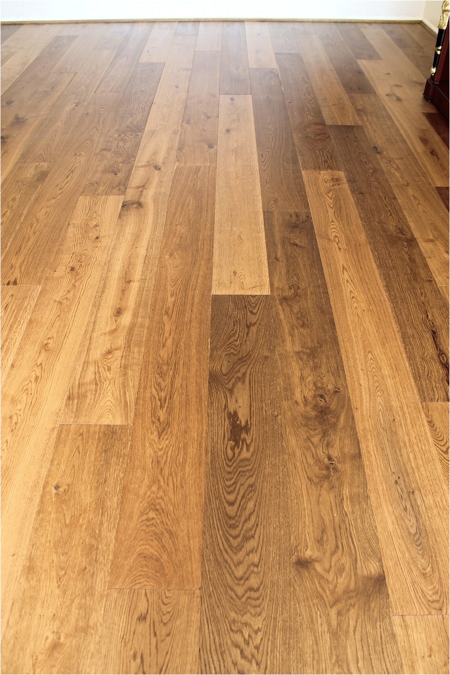 Sea island Oak Laminate Our Gallery Zealsea