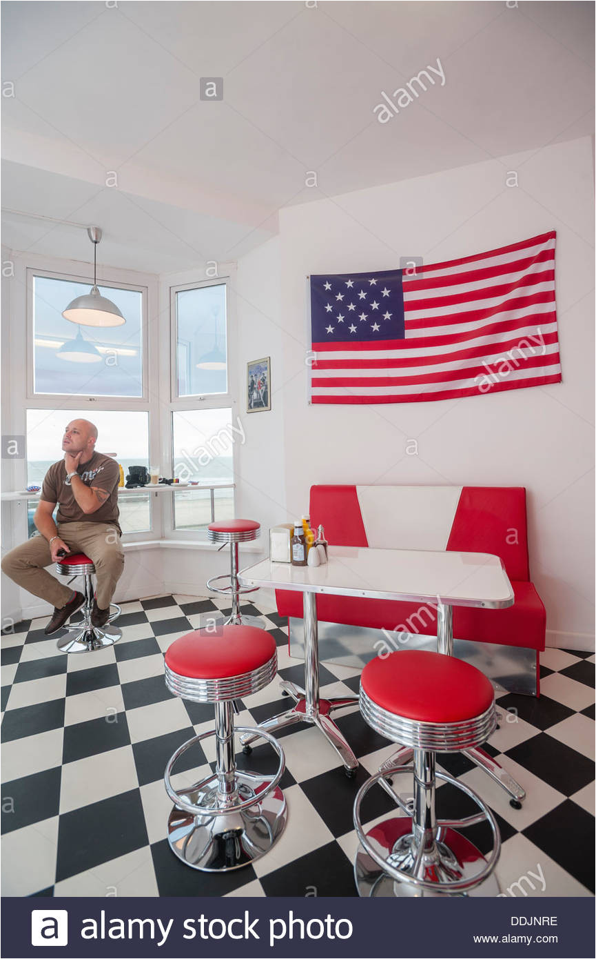 interieur ty es amerikanisches retro 50er jahre diner cafe aberystwyth wales uk stockbild