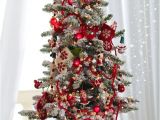 Mickey Mouse Christmas Tree Kit Learn How to Design A Story themed Tree with Disney Floral